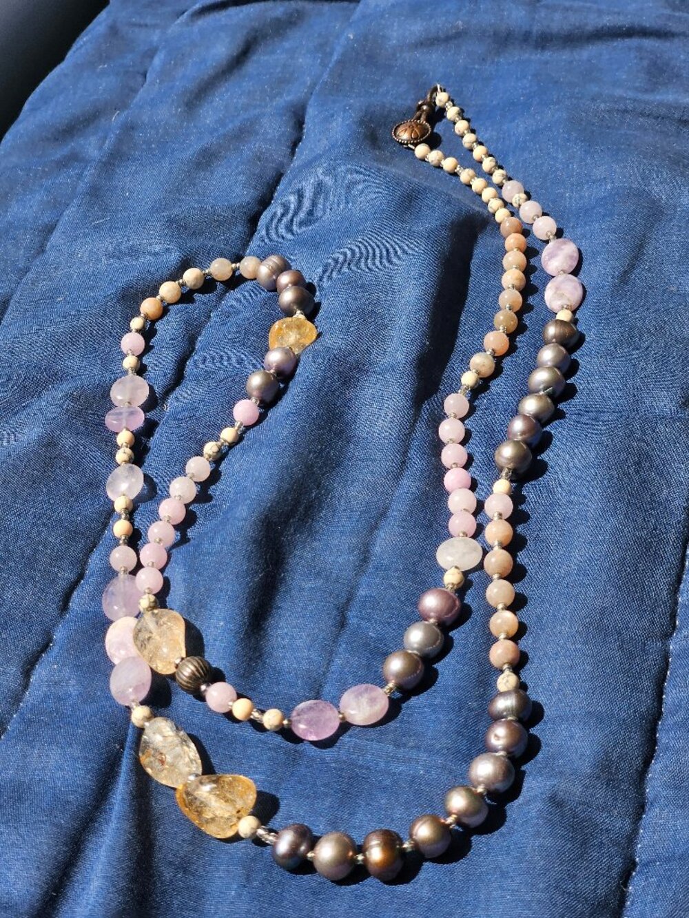 NECKLACE, PEYOTE BIRD DESIGNS, ARTISIAN JEWELRY USING GEM STONES AND SILVER